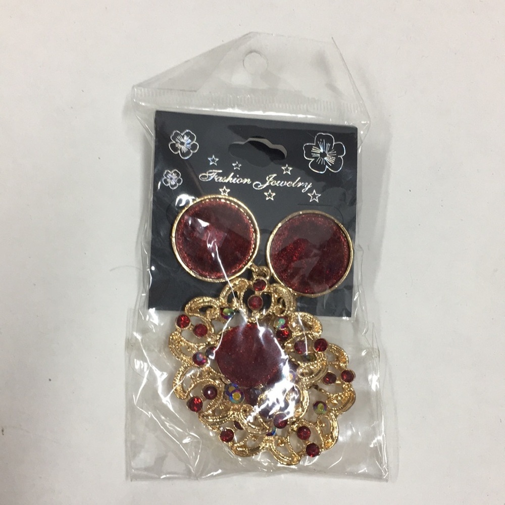 LADIES’ NIP Fashion Jewelry Post Earrings